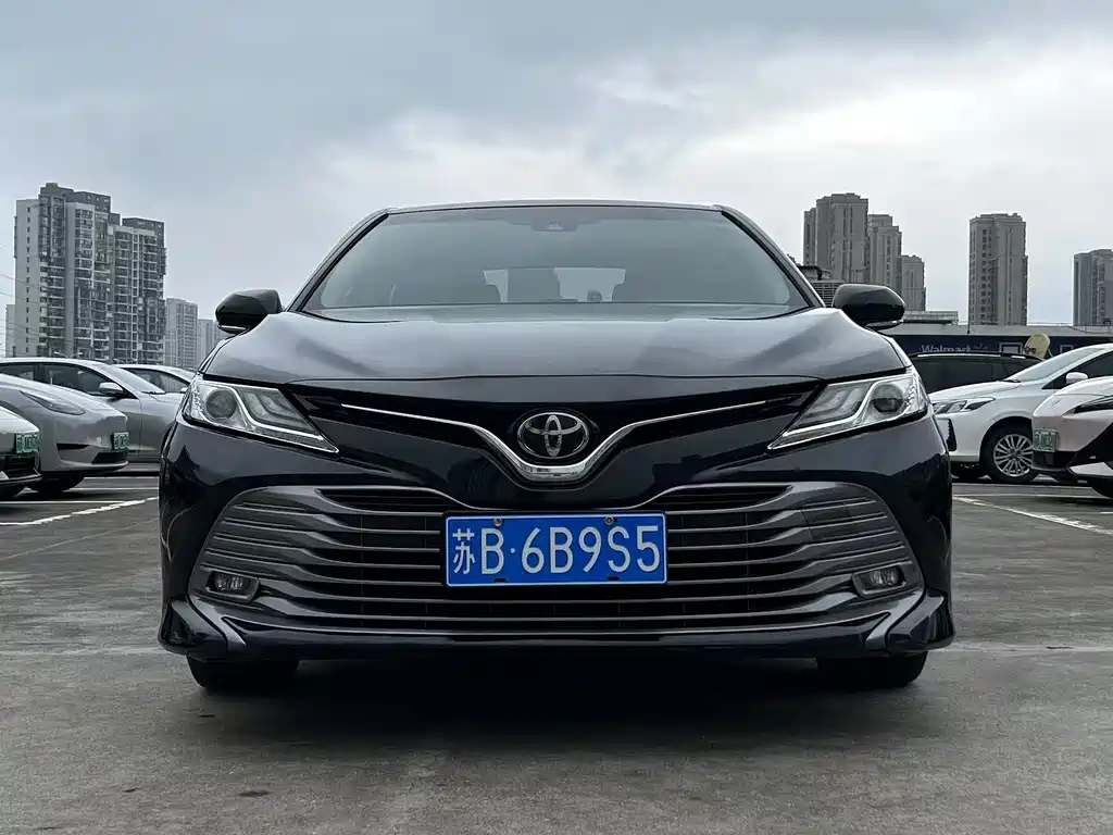 Toyota Camry 2018 2.0G Luxury