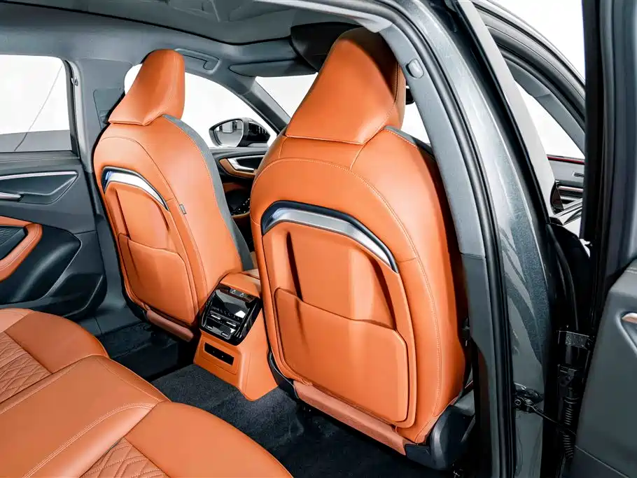 Audi A5L — миниатюра 19