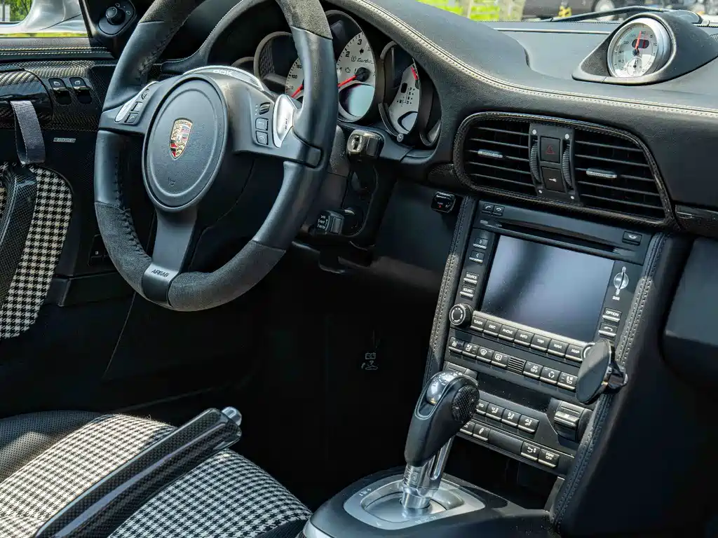 Porsche 911 — миниатюра 15