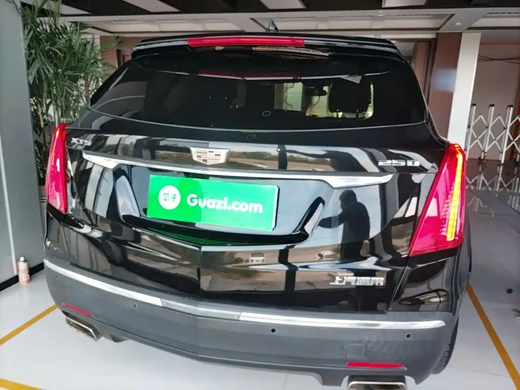 Cadillac XT5 — миниатюра 6