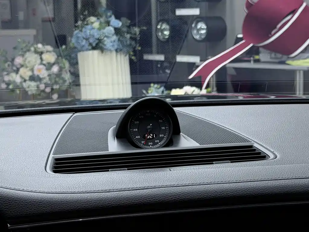 Porsche Panamera — миниатюра 18