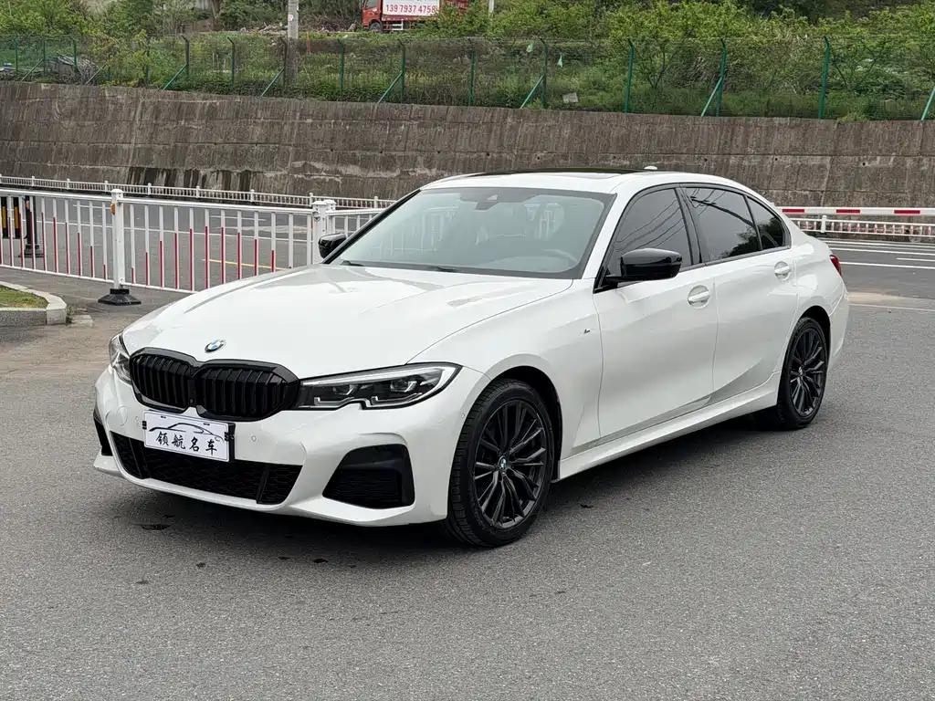 BMW 3 Series 2020