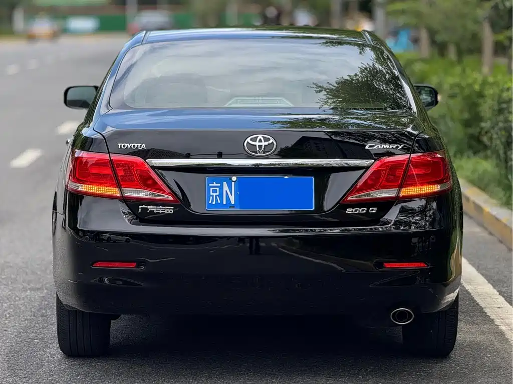 Toyota Camry 2011 200G