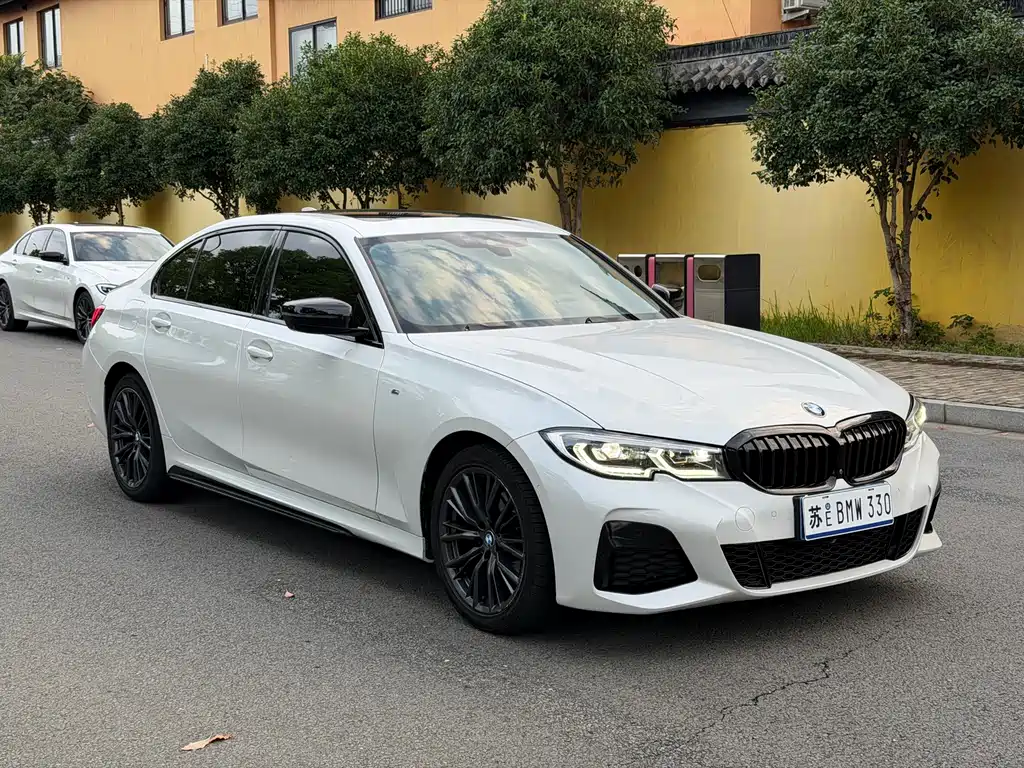 BMW 3 Series — миниатюра 3