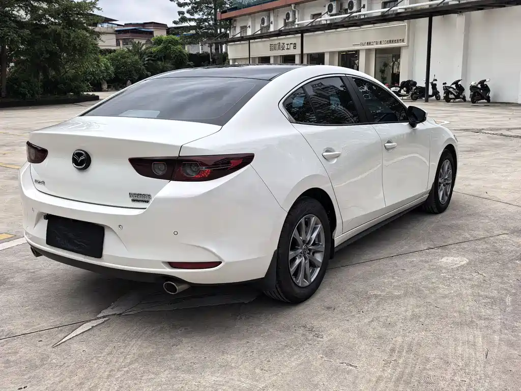 MAZDA 3 ANGKESAILA