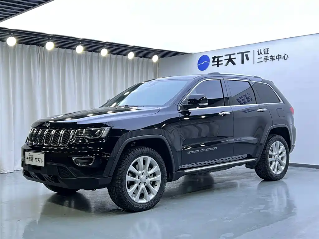 Jeep Grand Cherokee (Import) 2018
