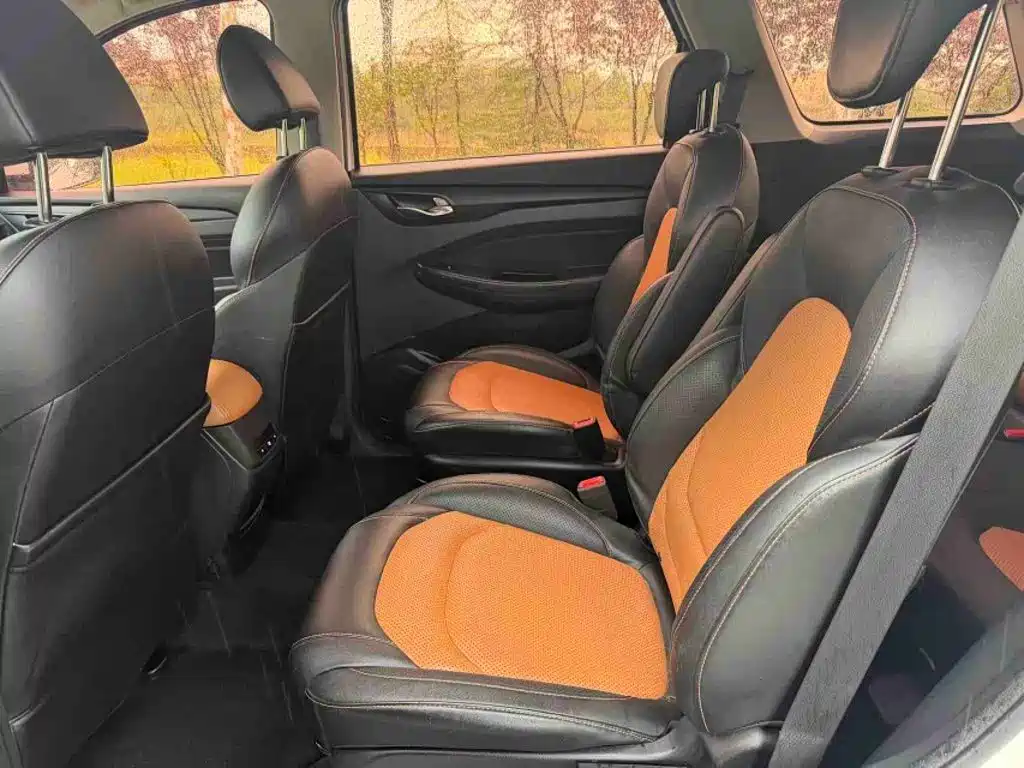 Wuling Hongguang S3 — миниатюра 10