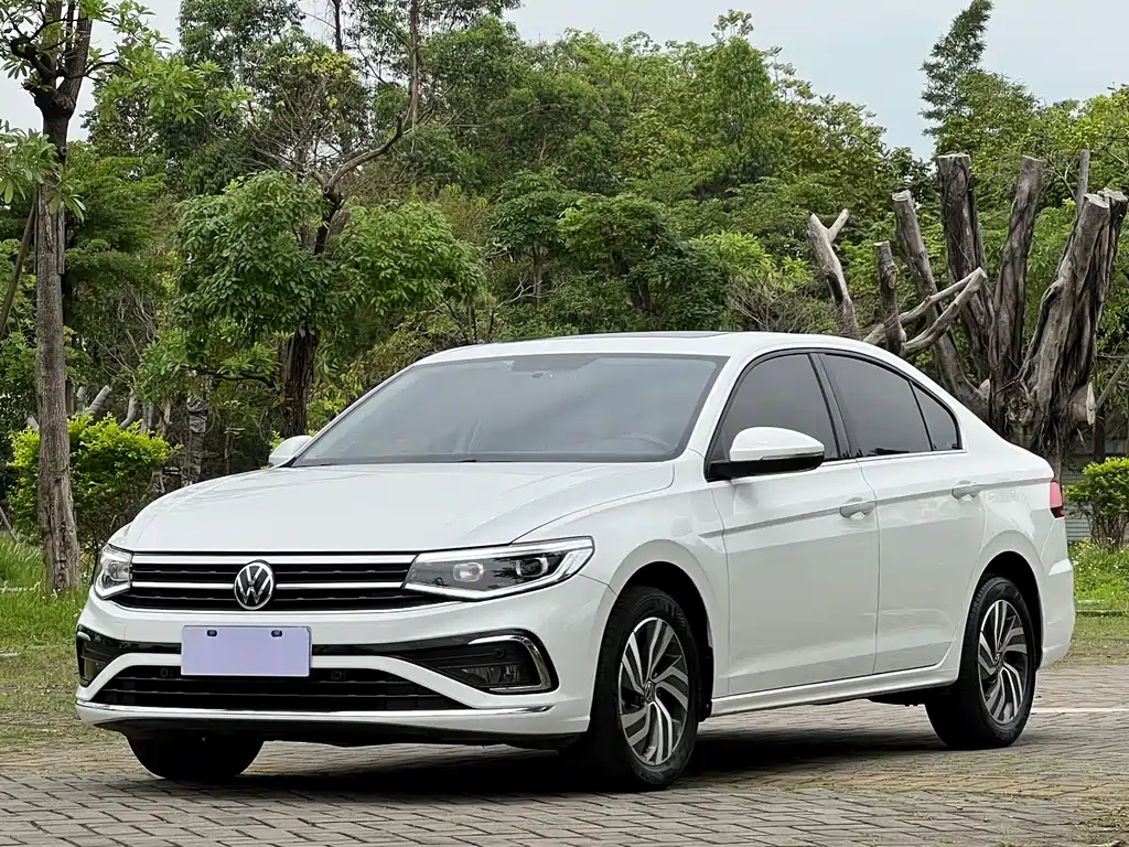 Volkswagen Bora 2023