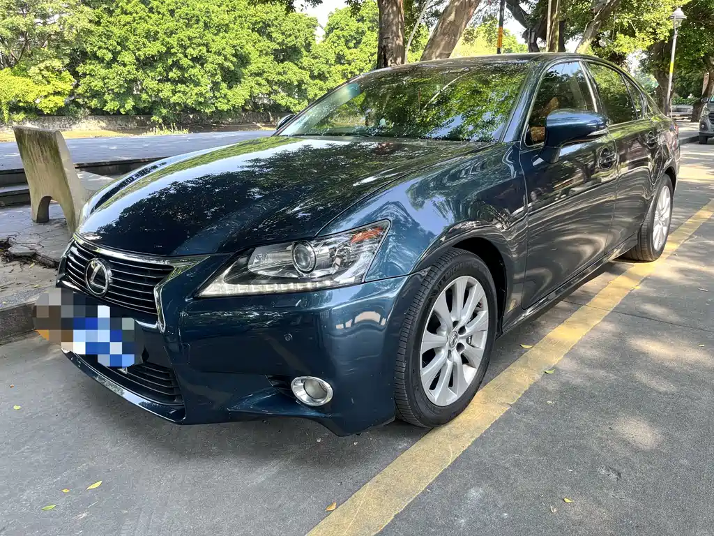 Lexus GS