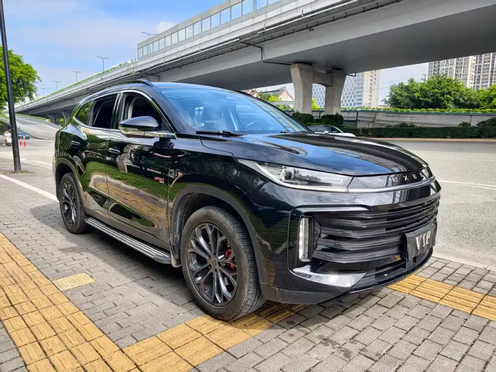 Exeed Lingyun — миниатюра 3