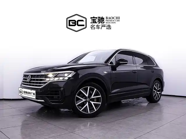 VOLKSWAGEN TOUAREG 2023