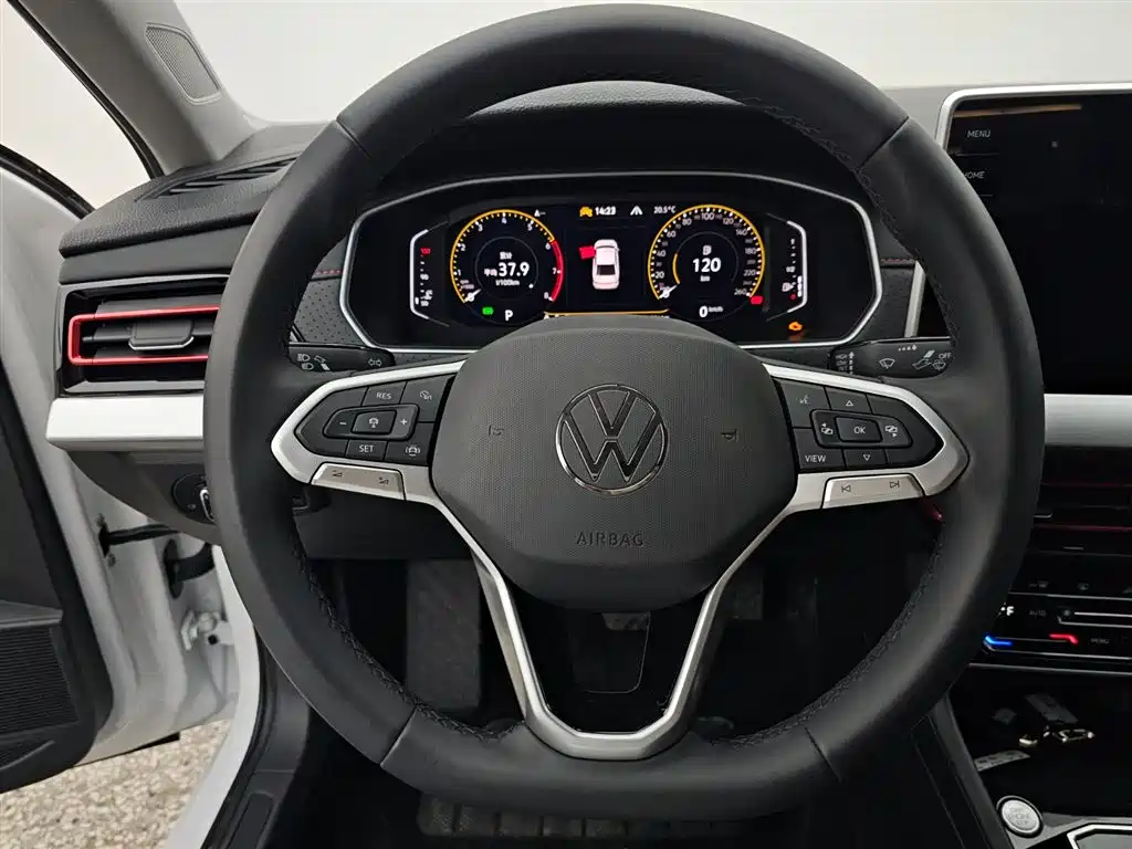 Volkswagen Lavida 2024 300TSI DSG Lead