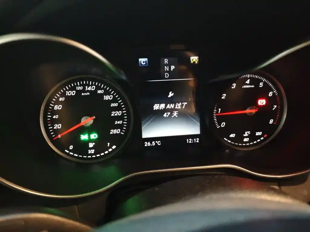 Mercedes-Benz GLC 2016 GLC 200 4MATIC