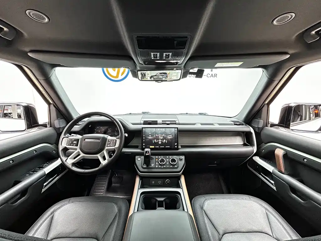 Land Rover Defender — миниатюра 15
