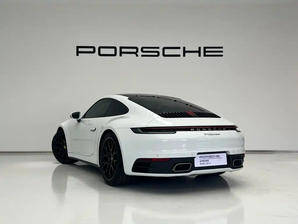 Porsche 911 2023 Carrera 3.0T
