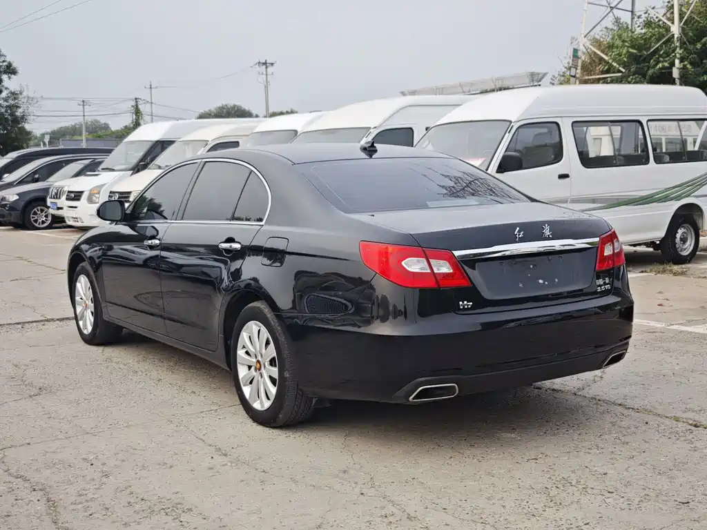 Hongqi Hongqi H7 — миниатюра 5