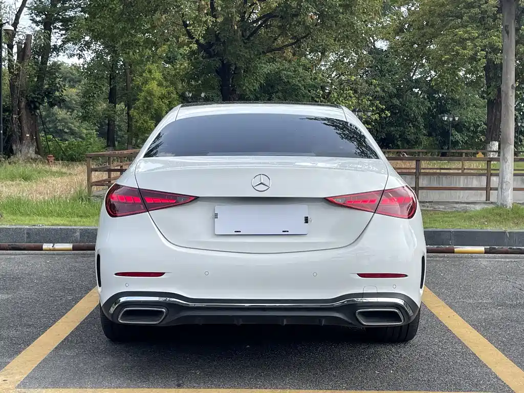 Mercedes-Benz C-Class — миниатюра 5