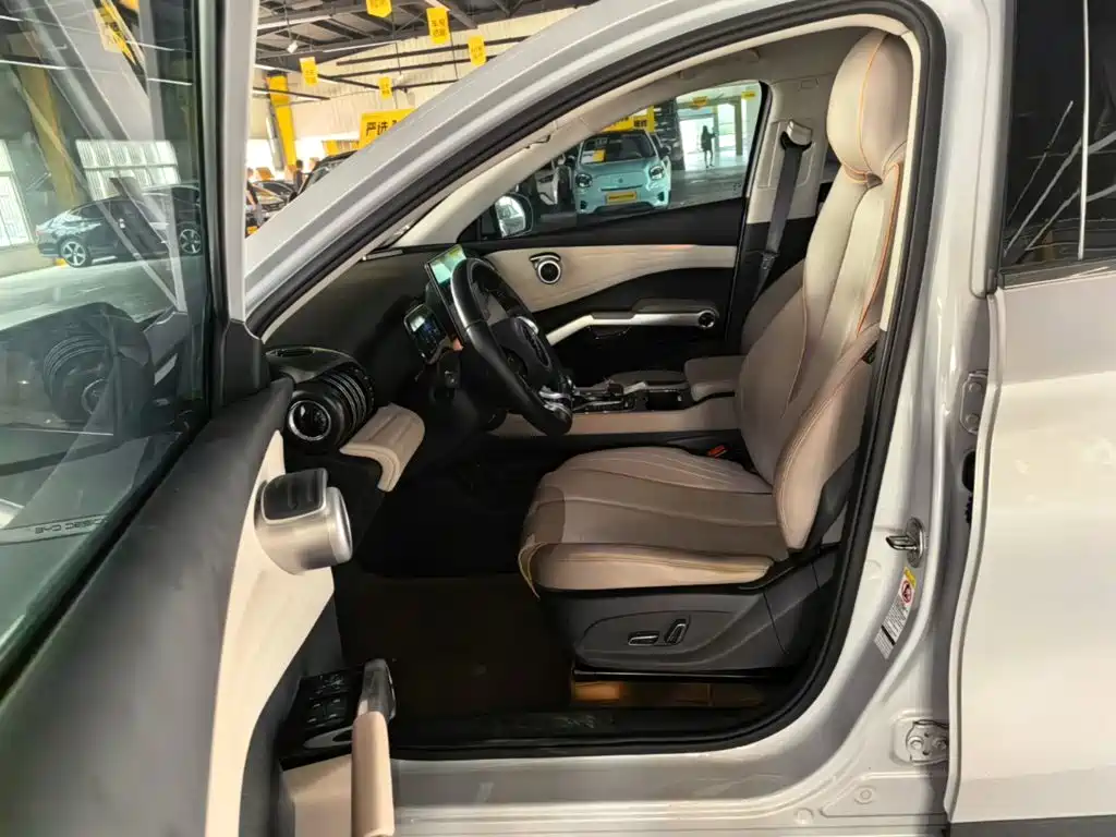 BYD Yuan Plus — миниатюра 15
