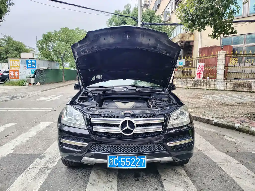 Mercedes-Benz GL-Class — миниатюра 14