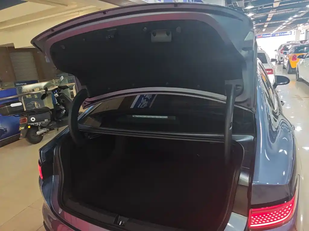 BYD Seal 05 DM-i — миниатюра 19