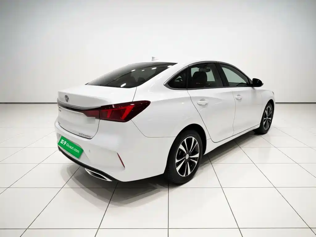 Changan Eado — миниатюра 6