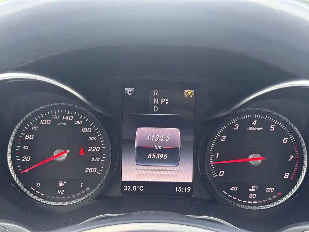 Mercedes-Benz C-Class — миниатюра 15