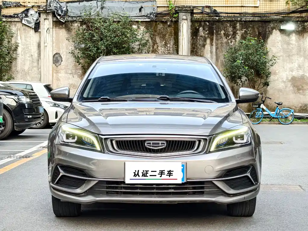 Geely Emgrand - фото 2