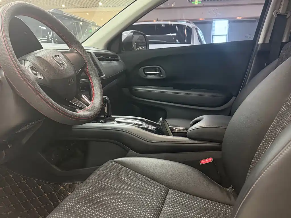 Honda Vezel 2017 1.8L CVT