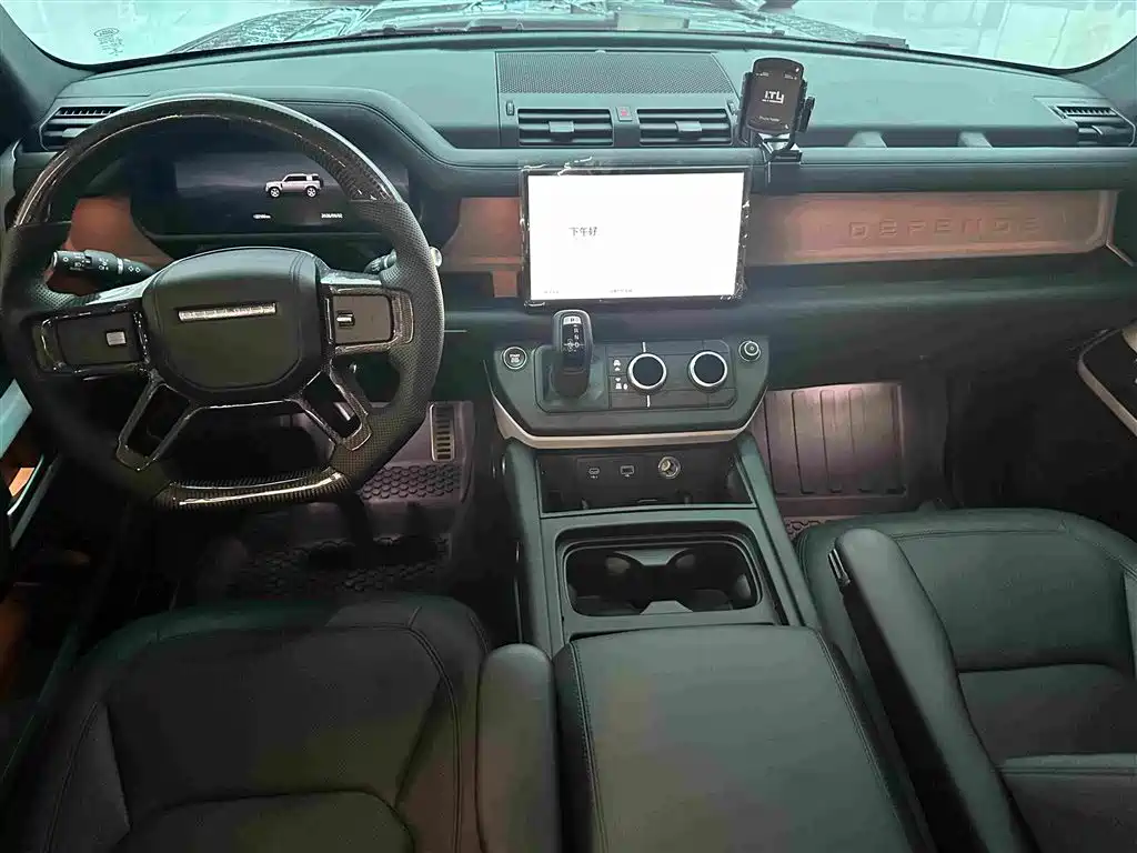 Land Rover Defender — миниатюра 13