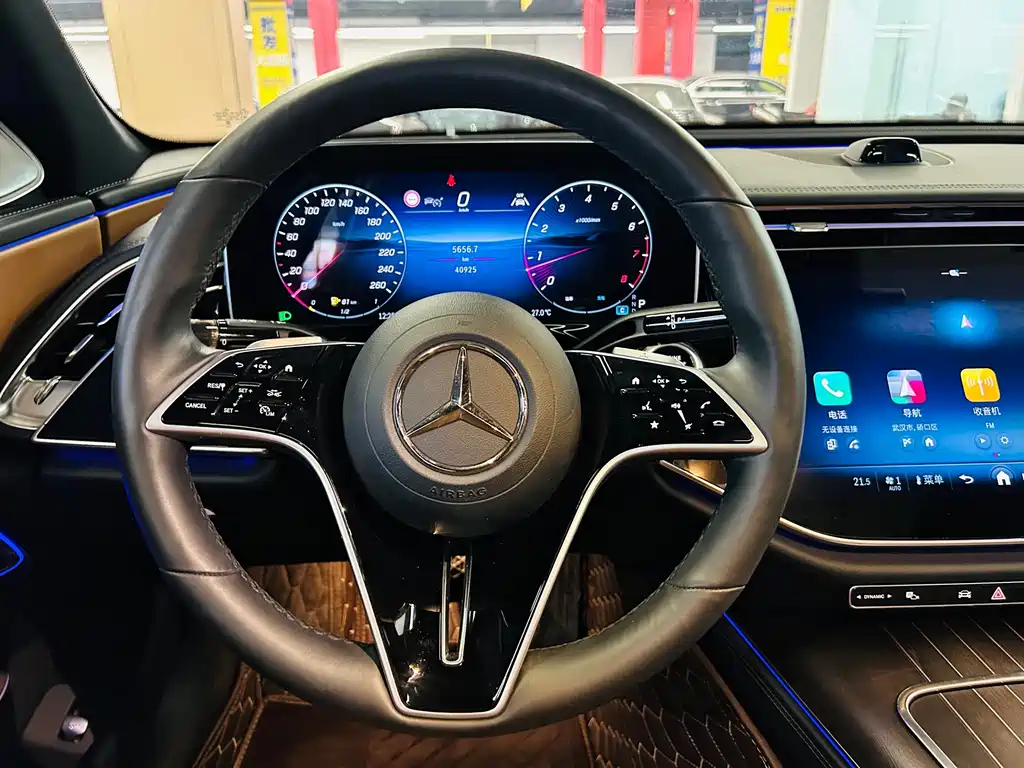 Mercedes-Benz E-Class — миниатюра 16