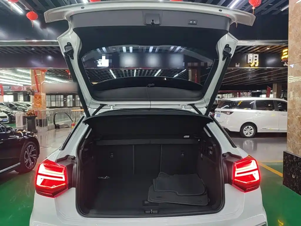 Audi Q2L — миниатюра 19