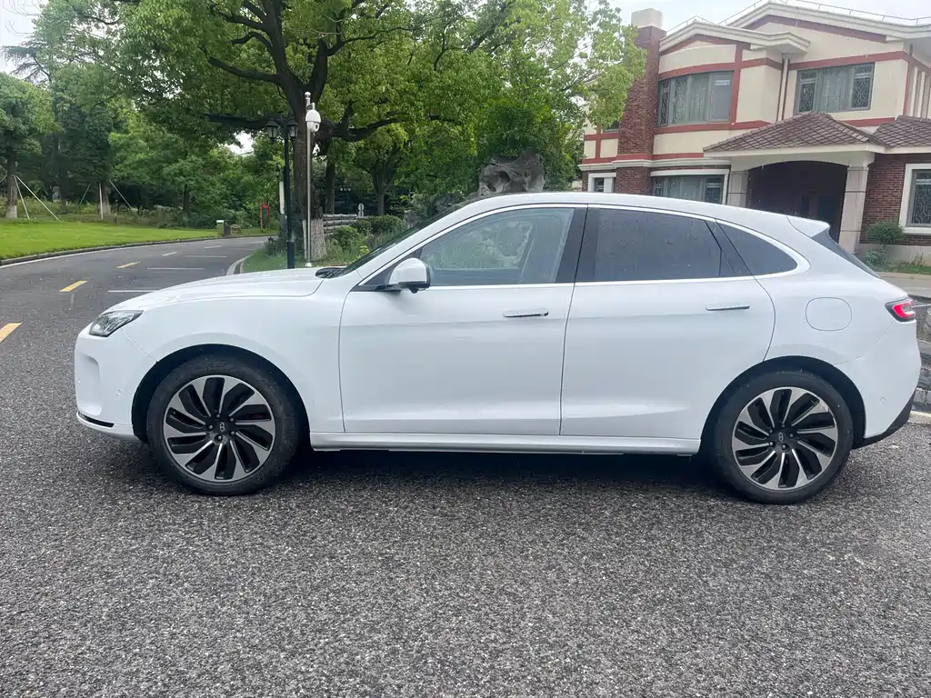 Aito M5