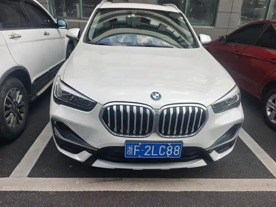 BMW X1 2020 xDrive25Li Premium