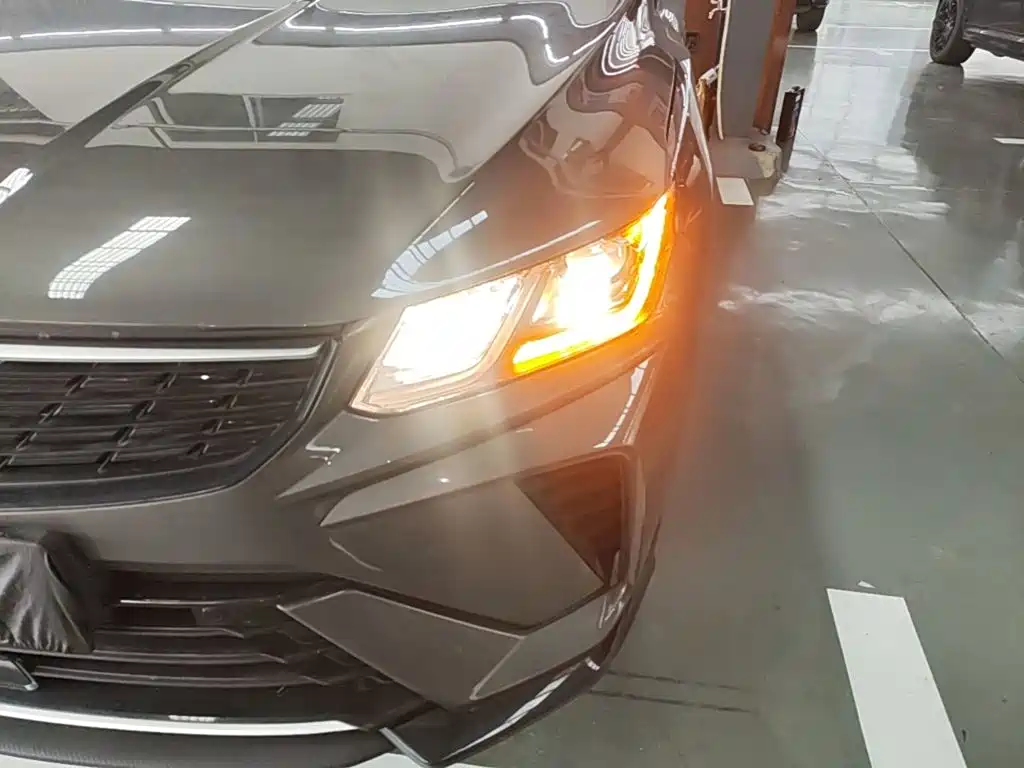 Geely Binyue — миниатюра 24