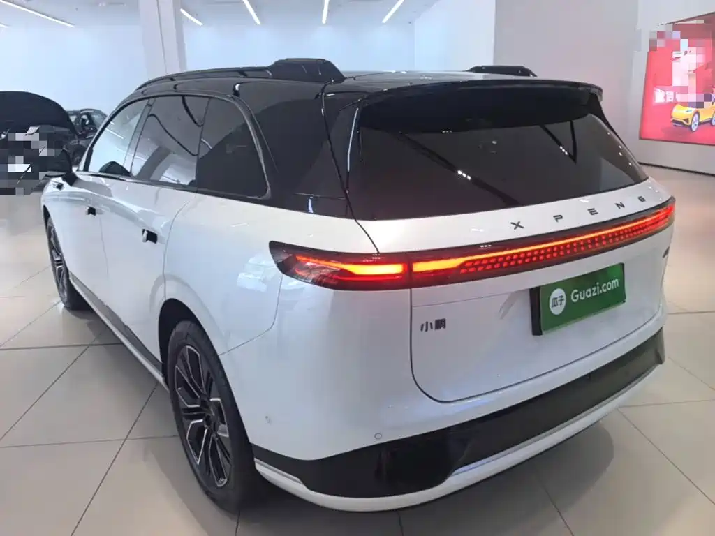 XPeng G9 — миниатюра 5