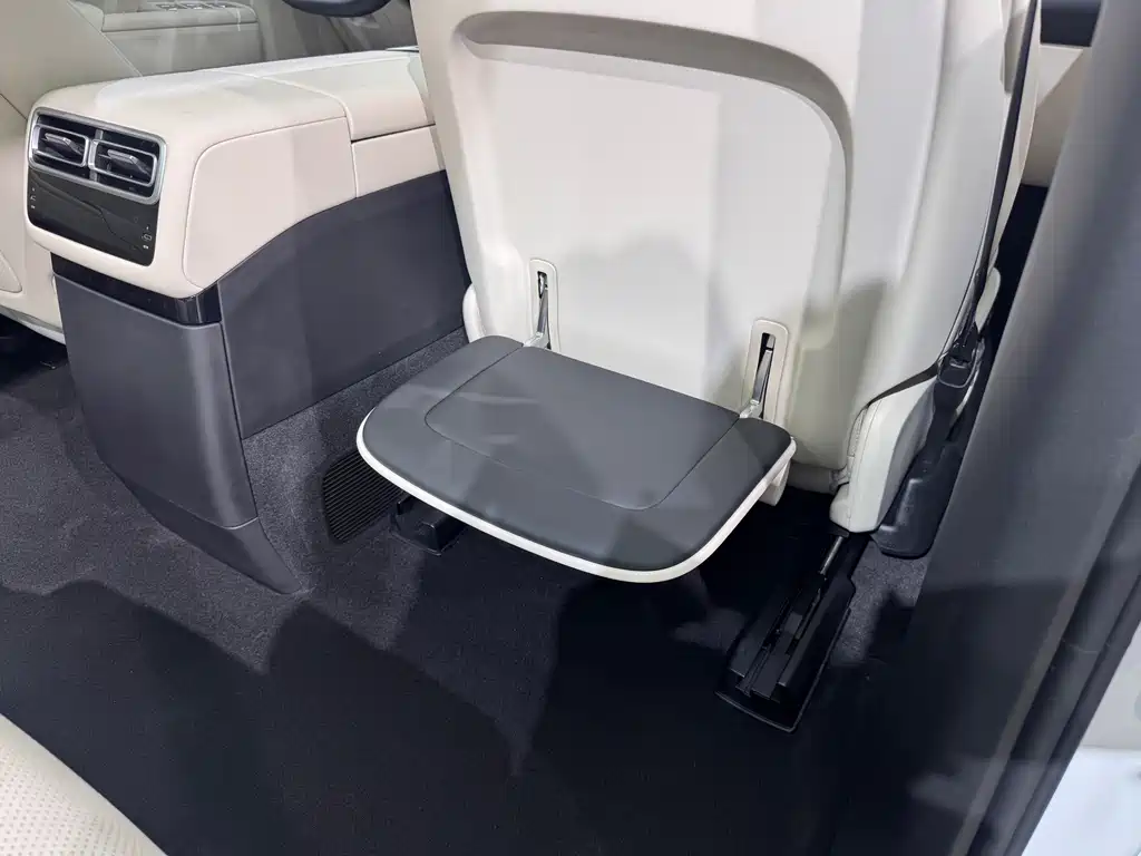 Li Auto Li L7 — миниатюра 21