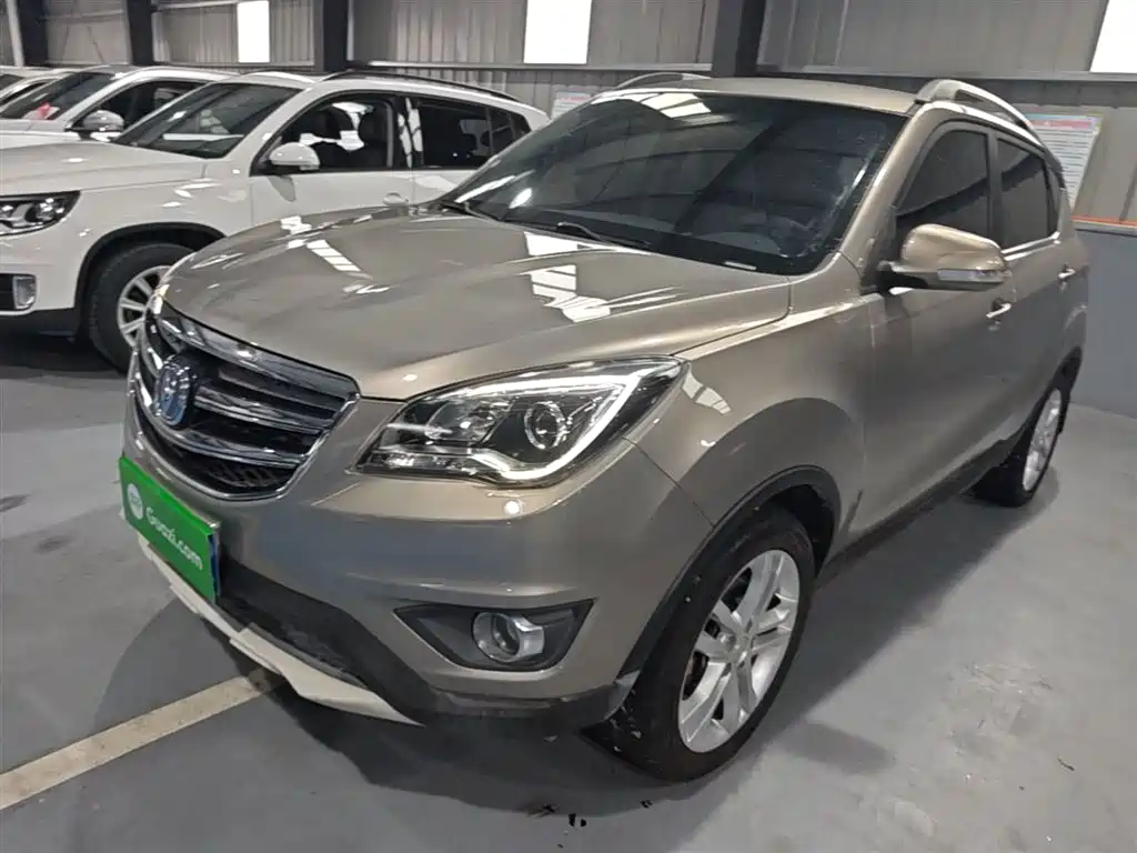 Купить Changan CS35