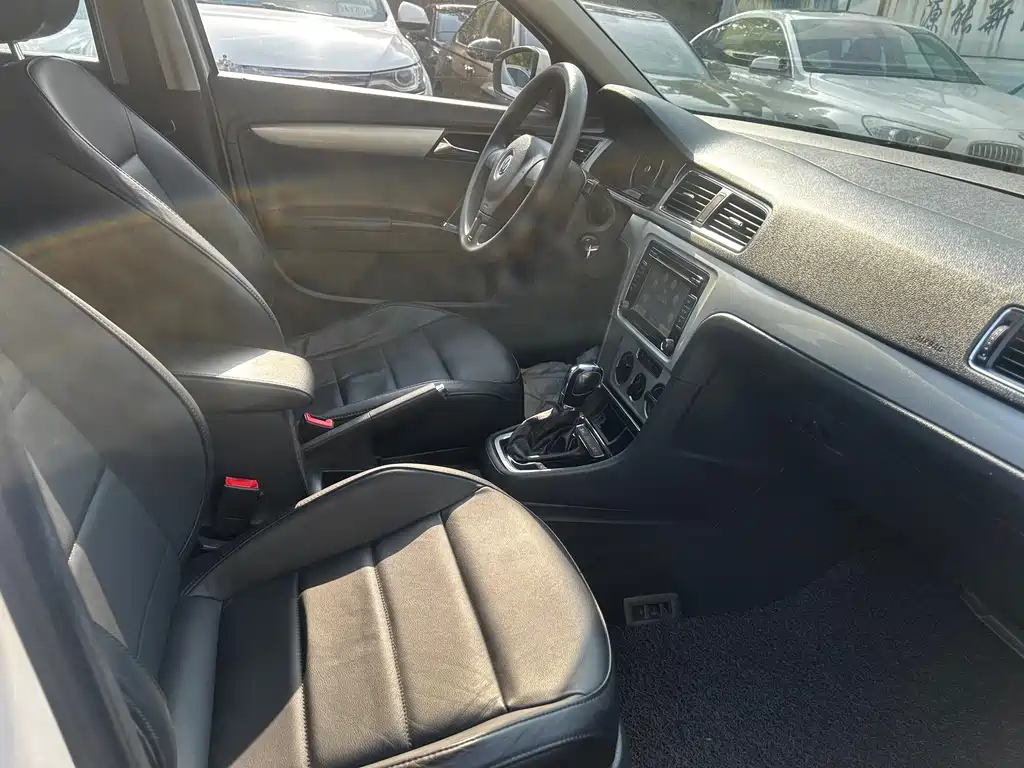 Volkswagen Gran Lavida 2014 1.4TSI AT Sport