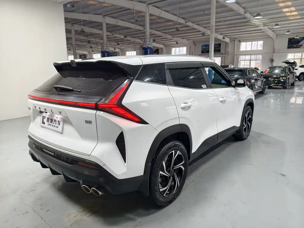 Geely Boyue — миниатюра 4