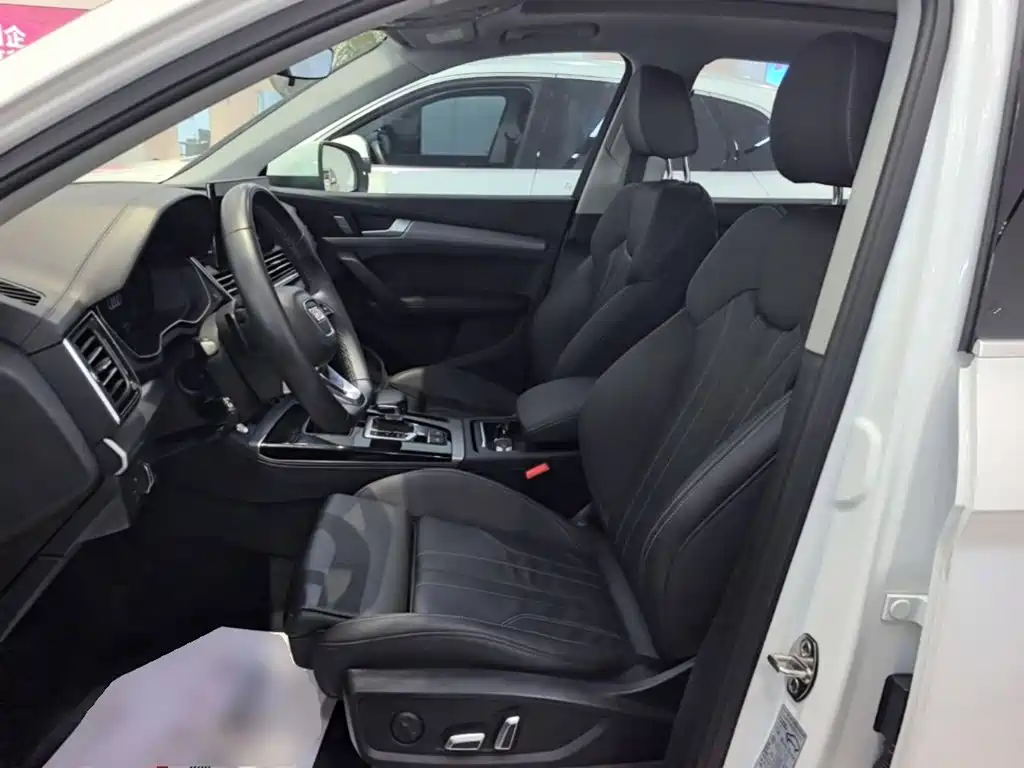 Audi Q5L — миниатюра 15