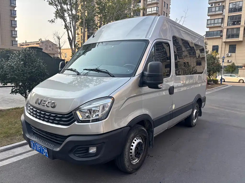 IVECO OUSHENG