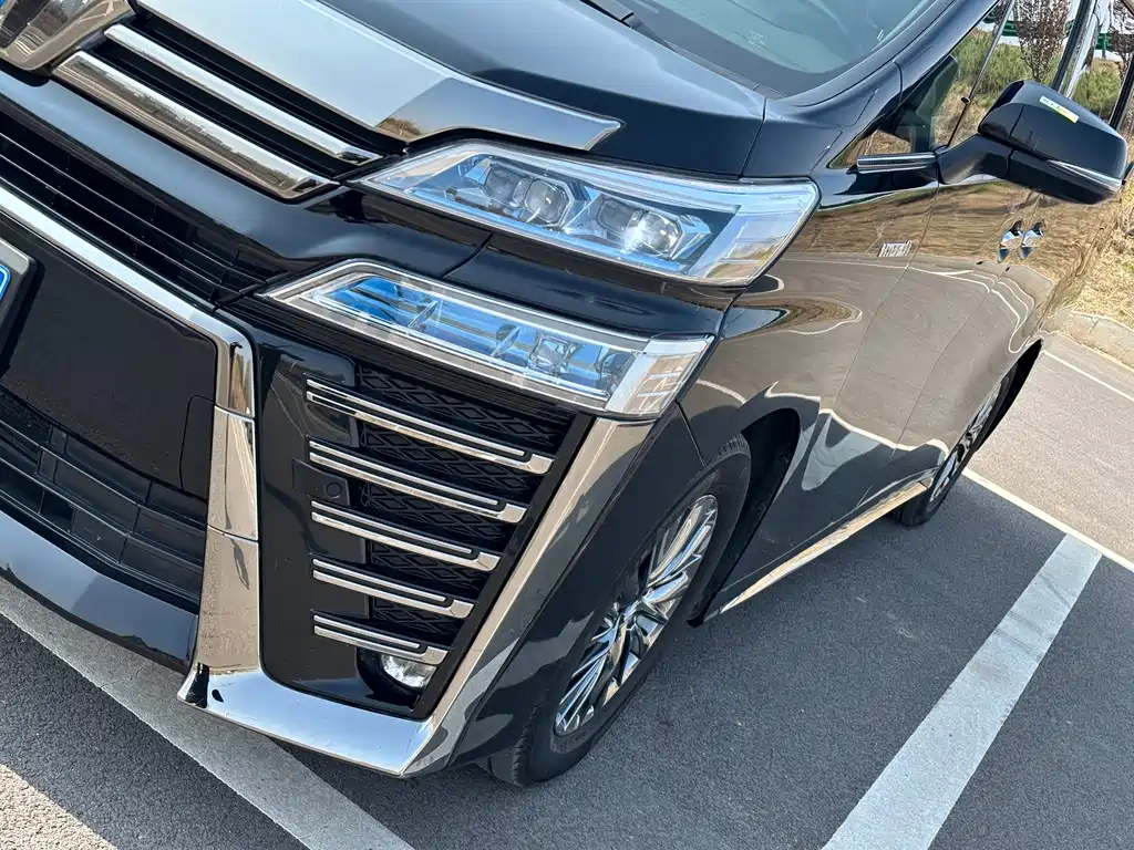 Toyota Vellfire 2021 2.5L HV