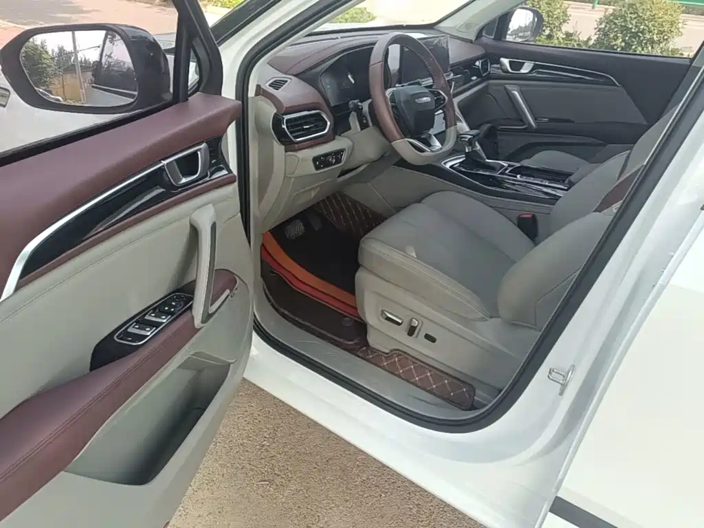Baojun RS-5 — миниатюра 16
