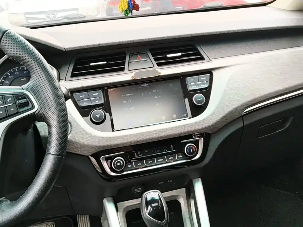 Geely Vision X3 X3 2017 1.5L AT Luxury