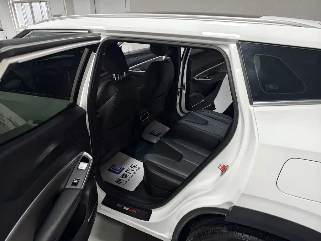 Geely Boyue — миниатюра 16