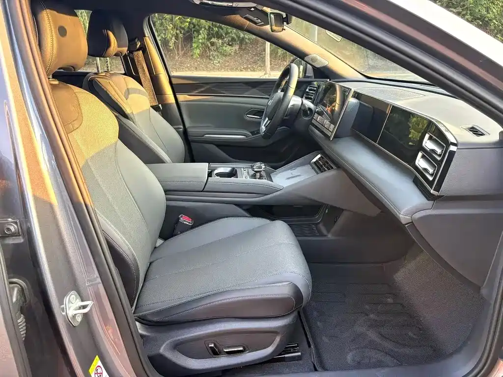 BYD Qin L — миниатюра 5