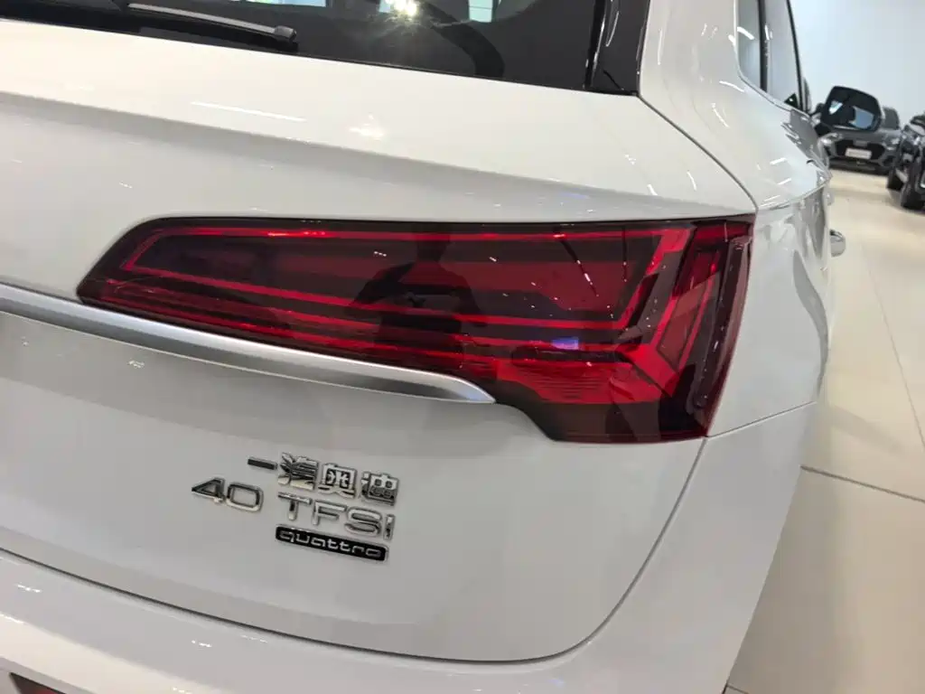 Audi Q5L — миниатюра 8