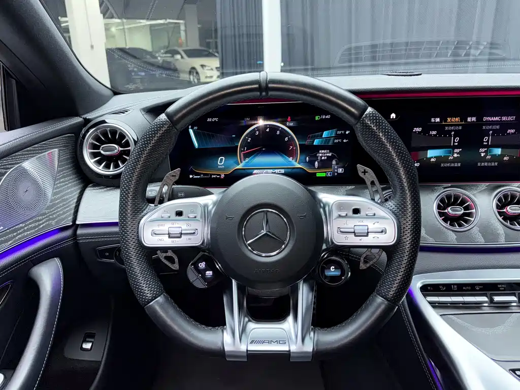 MERCEDES-BENZ AMG GT