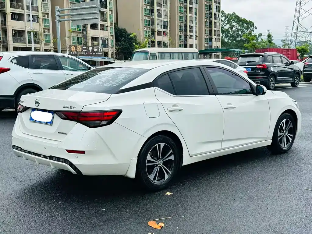 Nissan Sylphy - фото 3