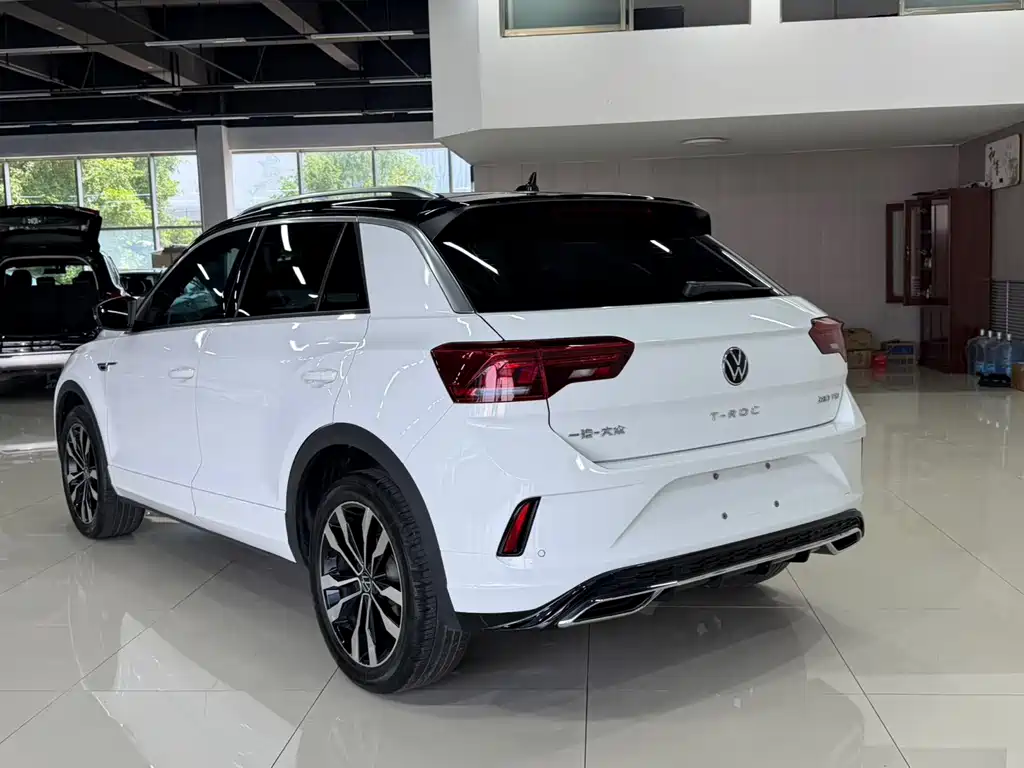 Volkswagen T-Roc — миниатюра 4
